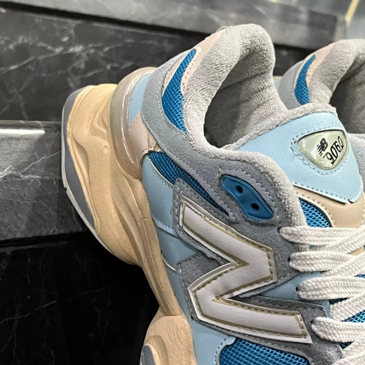 کفش کتانی مردانه نیوبالانس 9060 آبی آسمانی New Balance 9060