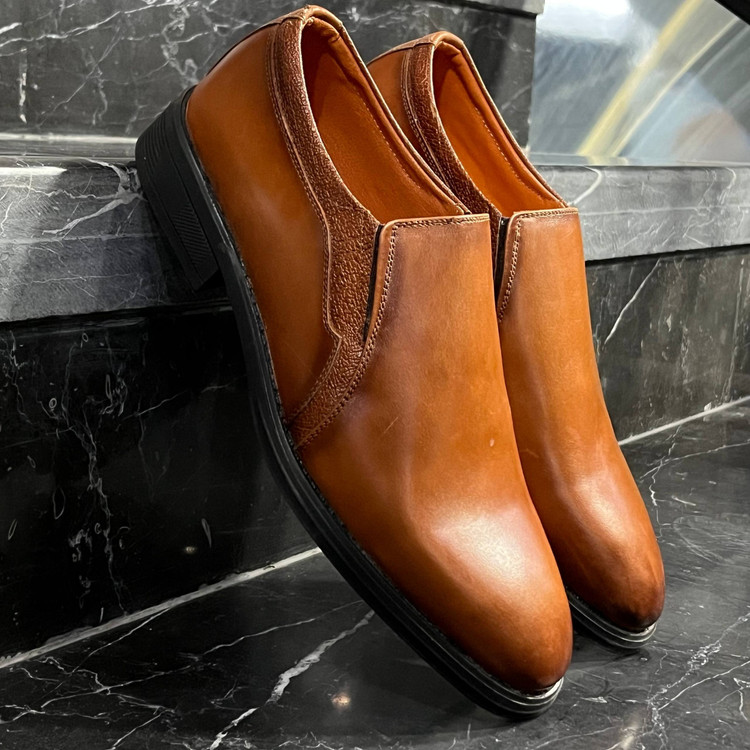 کفش رسمی مردانه چرم مدل Loafer کلاسیک قهوه ای عسلی