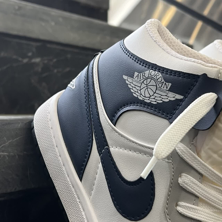 کفش کتانی مردانه نایک جردن 1 ساقدار طوسی آبی Nike Jordan 1