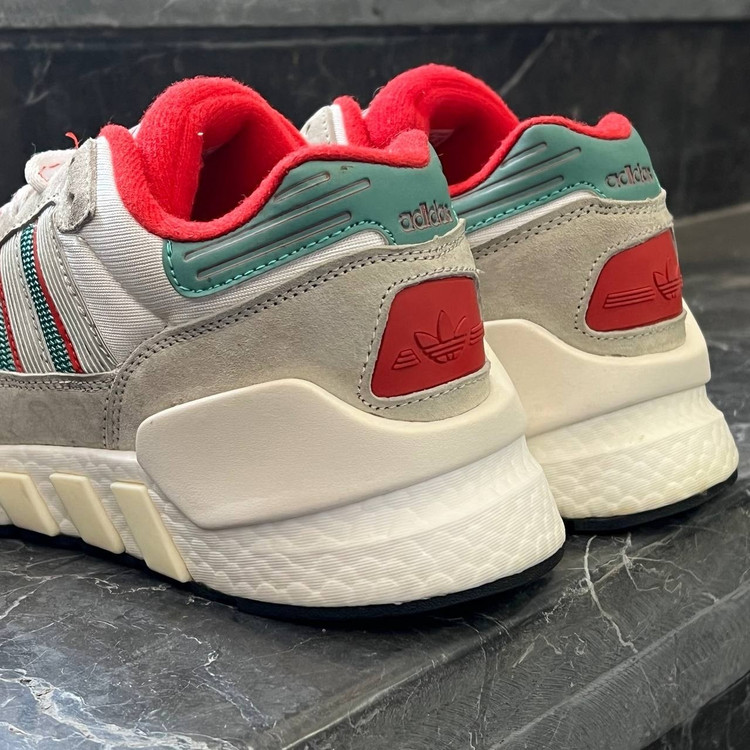 کفش کتانی مردانه آدیداس zx930 (اورجینال)
