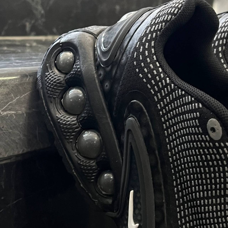 کفش کتانی مردانه نایک ایر مکس زیره کپسولی مشکی تمام Nike Air Max Dn