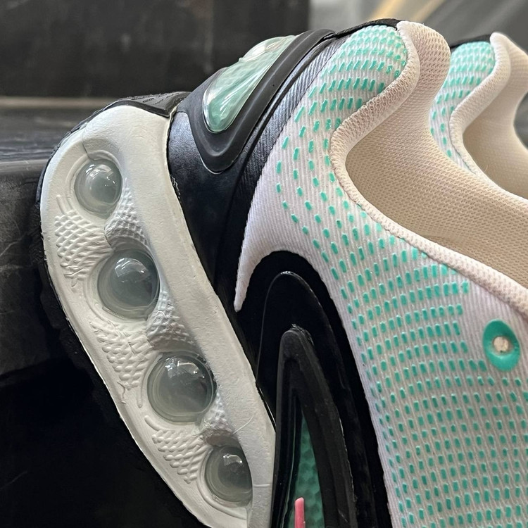 کفش کتانی مردانه نایک ایر مکس زیره کپسولی سبز سفید Nike Air Max Dn