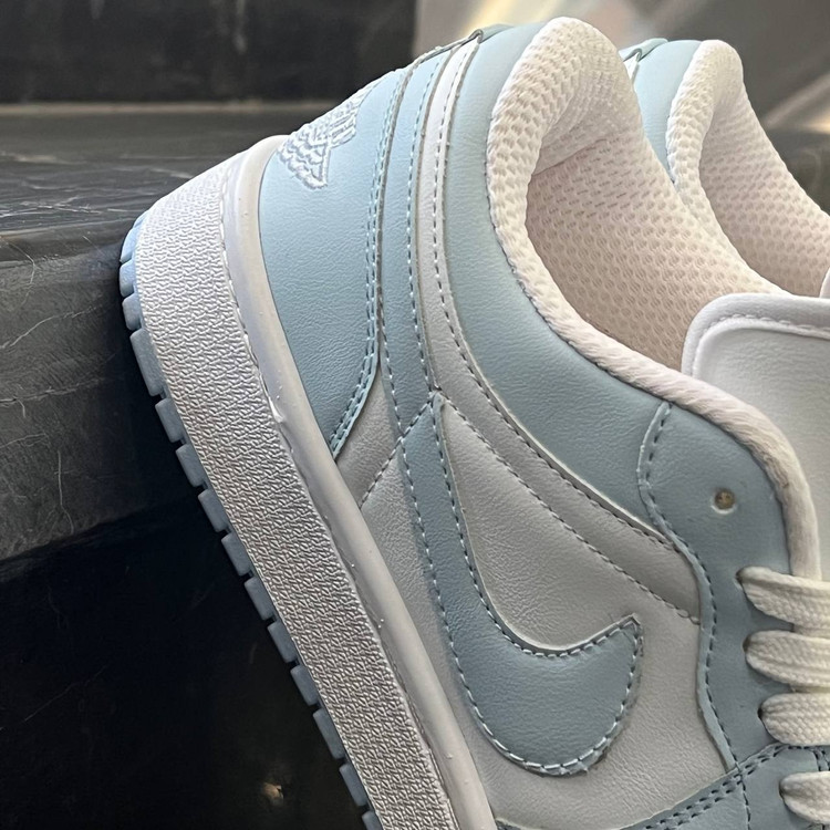 کفش کتانی مردانه نایک جردن 1 آبی یخی Nike Jordan 1