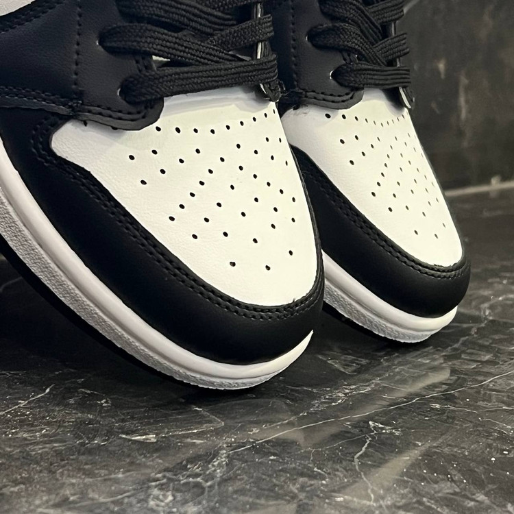 کفش کتانی مردانه نایک جردن 1 مشکی سفید Nike Jordan 1