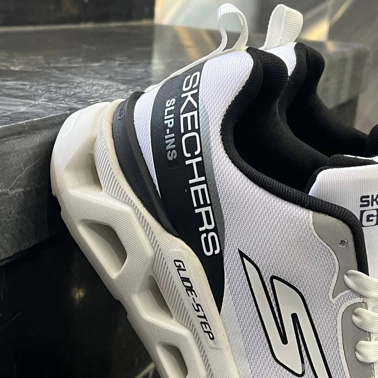 کفش کتانی مردانه اسکیچرز سفید مشکی SKECHERS