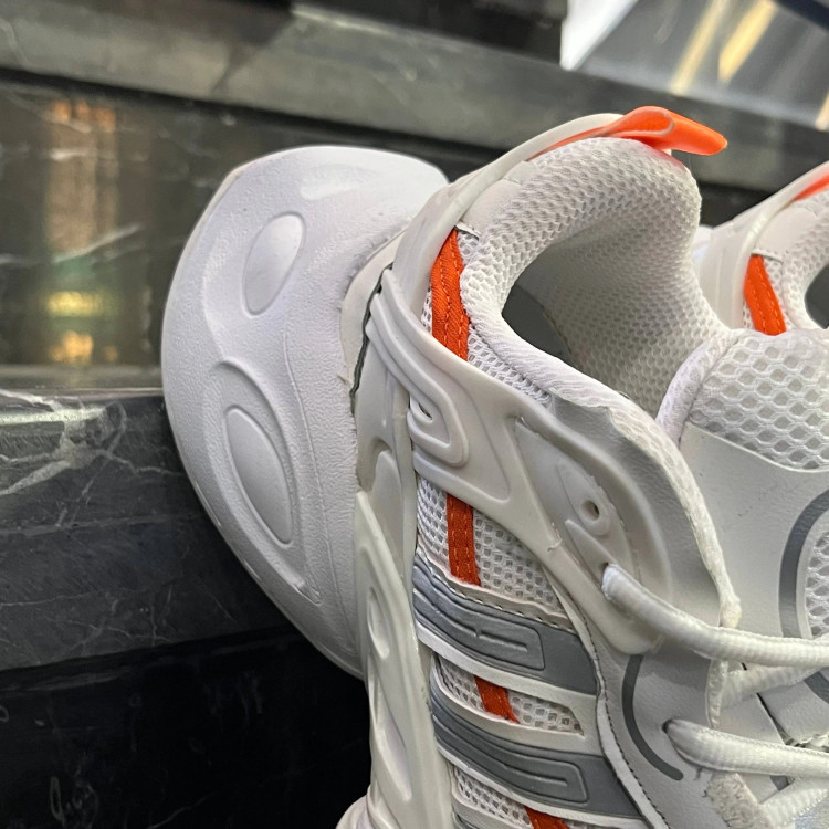 کفش کتانی مردانه آدیداس دیلاکس سفید نارنجی Adidas Deluxe